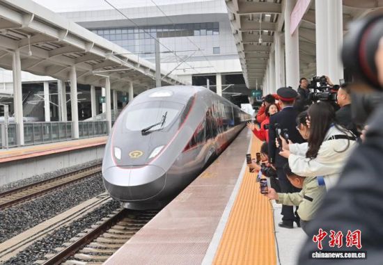 9��28����G8166����܇���L(zh��ng)��ɽվʼ�l(f��)�����K�c(di��n)վ���(y��ng)��վ������ �z