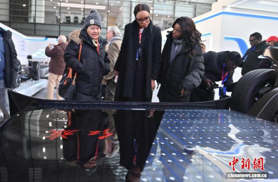 12��16���������L��������F�ɆT���Ї�һ�����^�������� �z