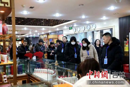 ���M�ߴ������M������ɫ���ֶY�w��^���ؿ�����H���w�������ʡ���M�߅f(xi��)��/���D